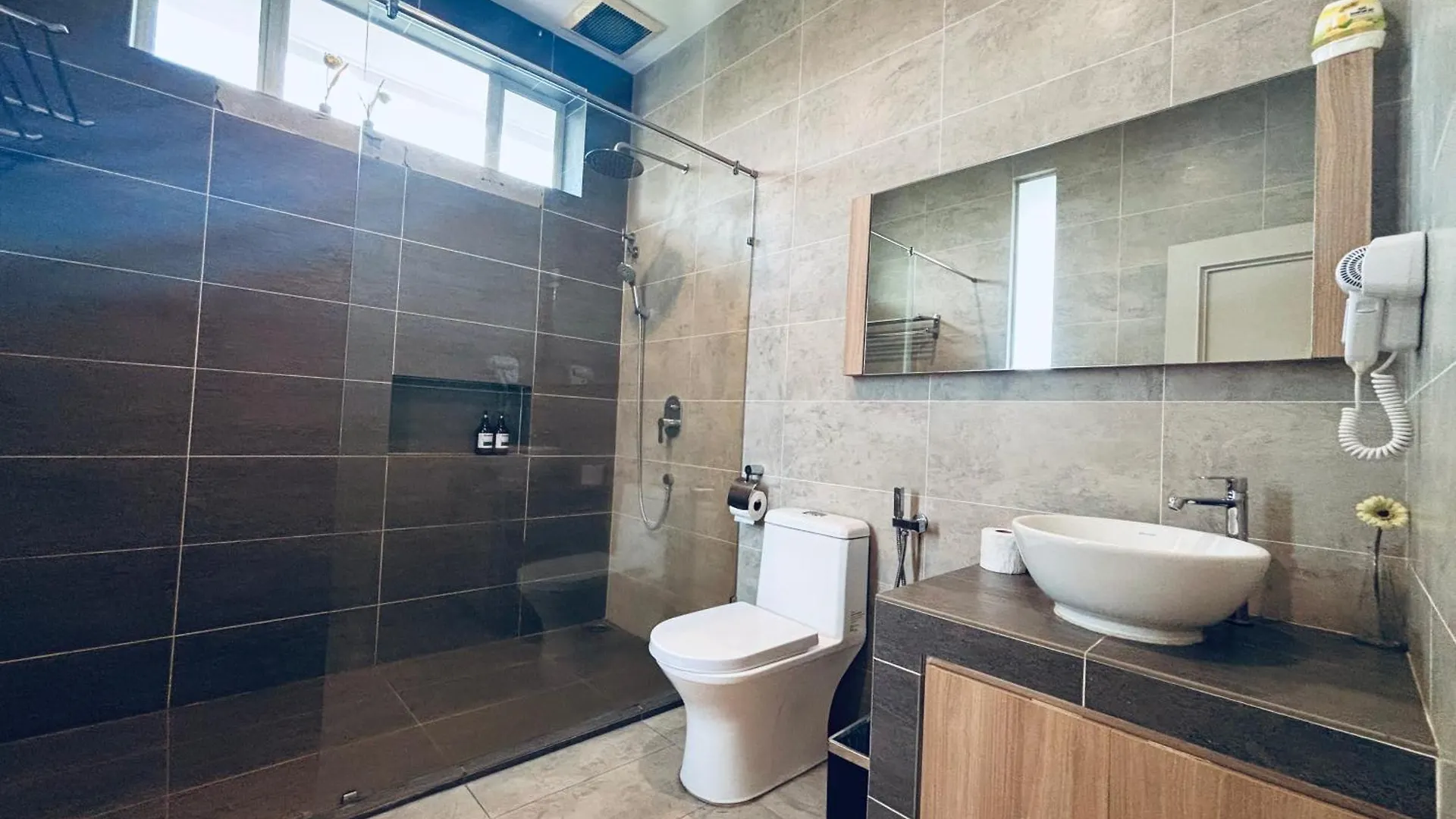 Regent Event & Leisure Apartment Ipoh Homestay